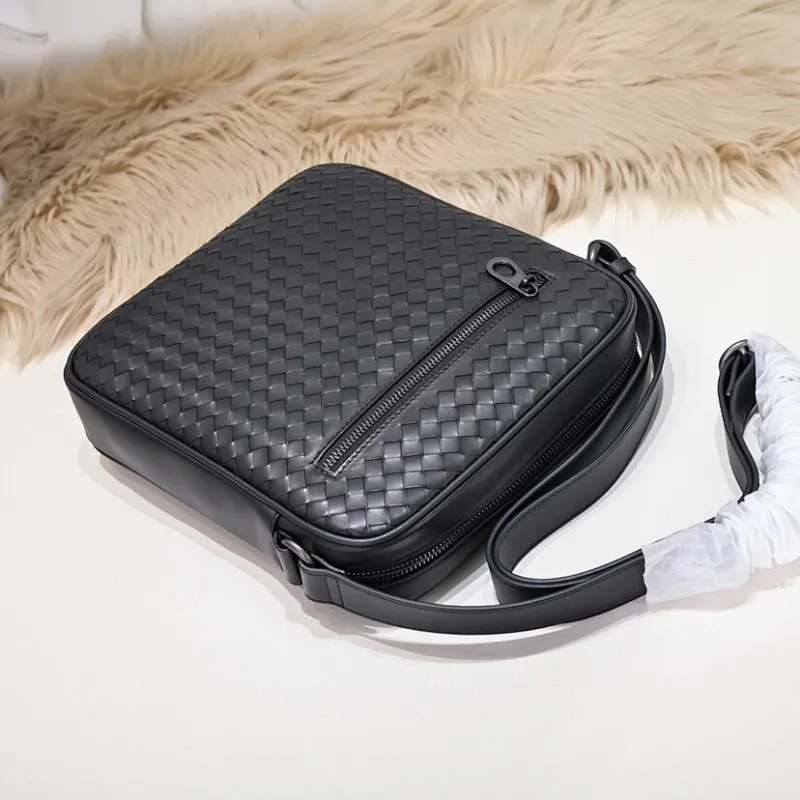 All categories 💚 Top version men’s bags 💚 BV 2024 new BV crossbody bag